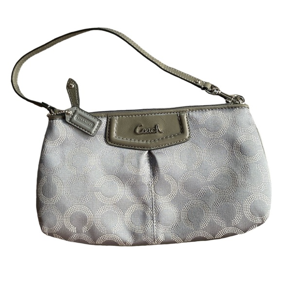 Coach EUC Ashley Gray Logo Dotted Signature Wristlet Wallet - Picture 1 of 16
